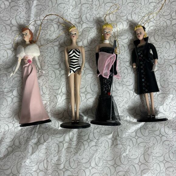 Mattel 1959 Debut Barbie,Enchanting Evening Barbie,Solo in the Spotlight,Easter - Picture 2 of 11